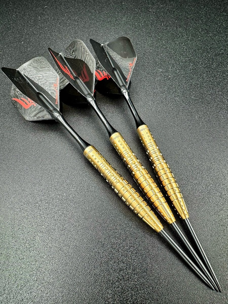 Cosmo P9 Thorben Korittke "TK" Gold Edition 90% Steeldarts 23 Gramm Steeldarts